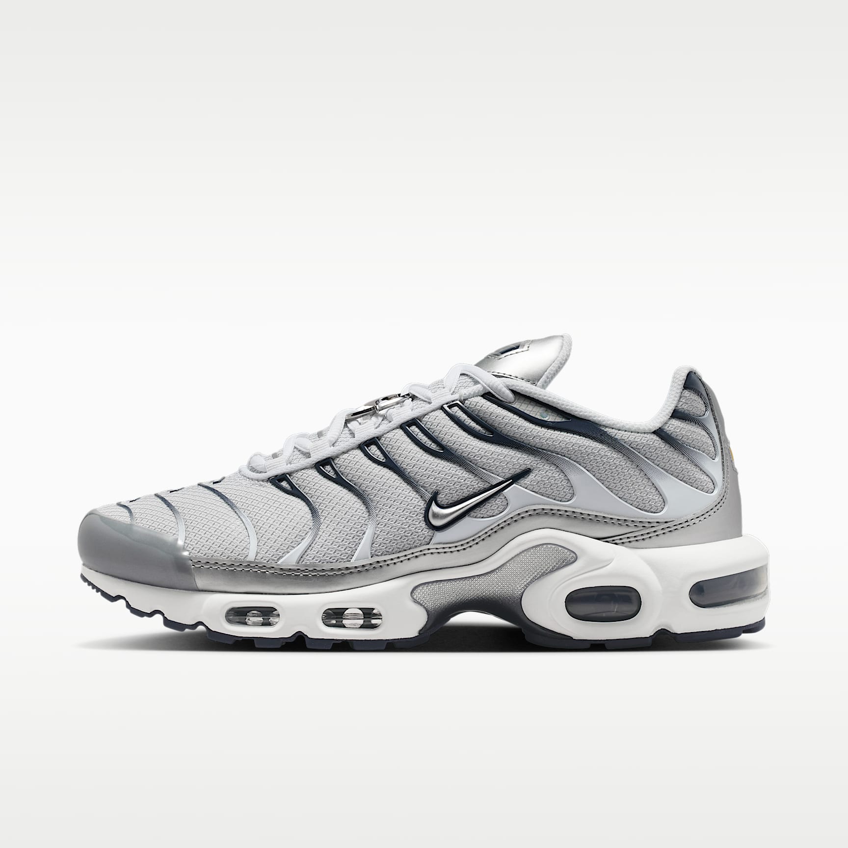 Nike Air Max Plus Women's Shoes. Nike FI